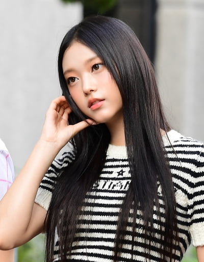 [TEN포토] 뉴진스 해린 '사랑스러워'