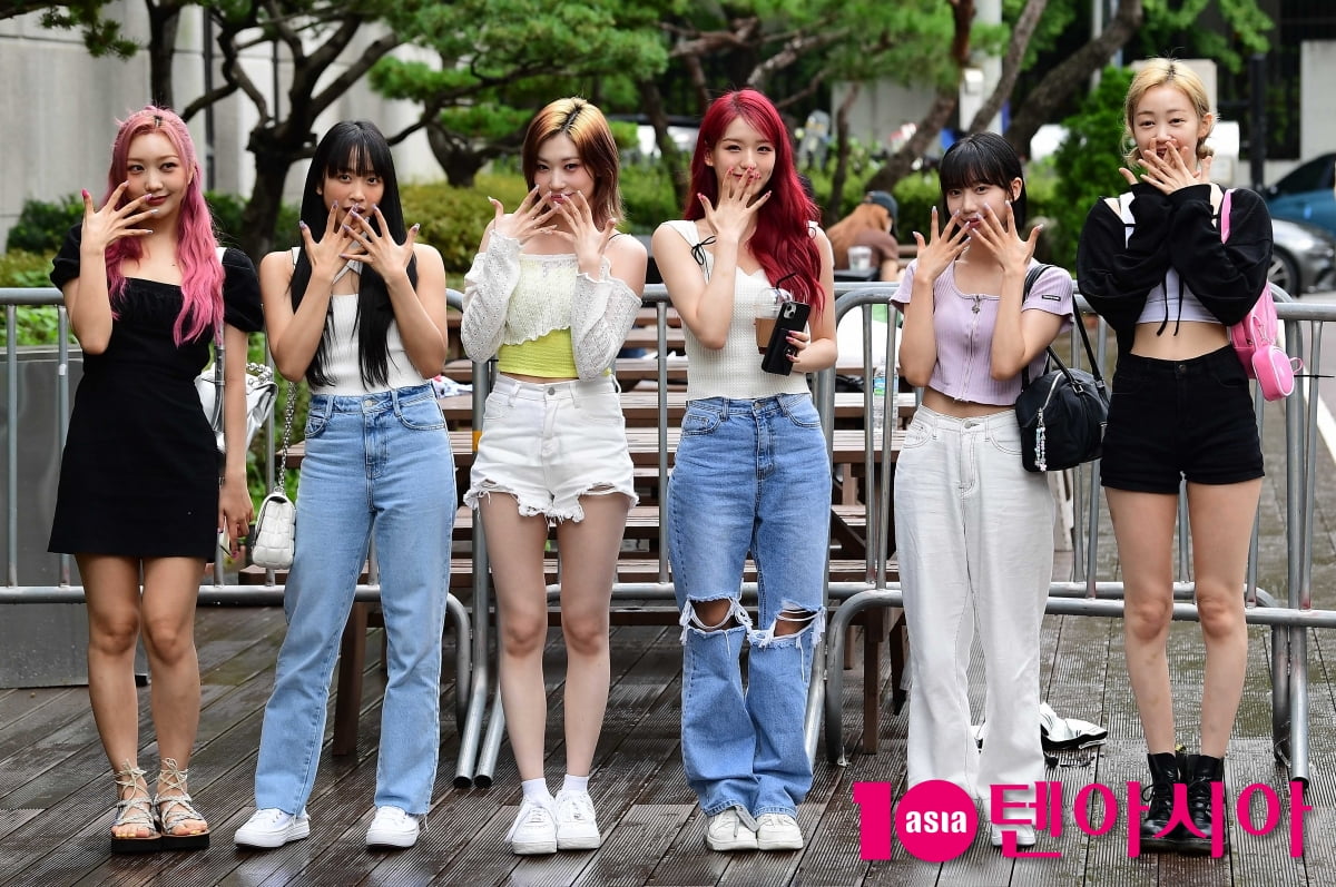 [TEN포토] 시크릿넘버 '귀엽게 어머'