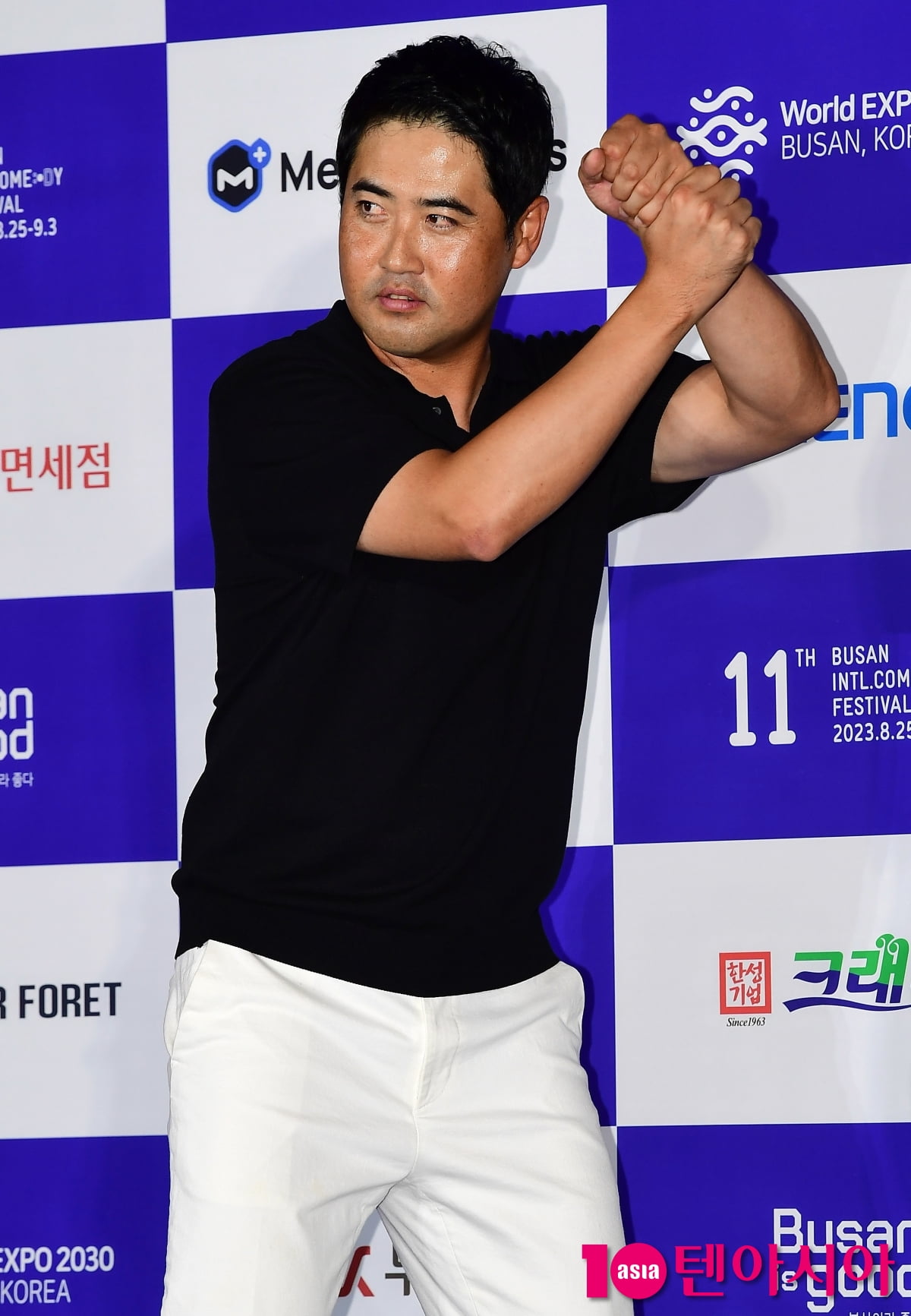 [TEN포토] 장원삼 '개그로 홈런칠까?'
