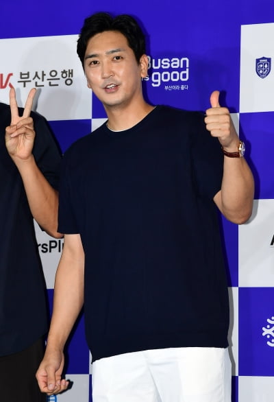 [TEN포토] 심수창 '부코페 엄지척'