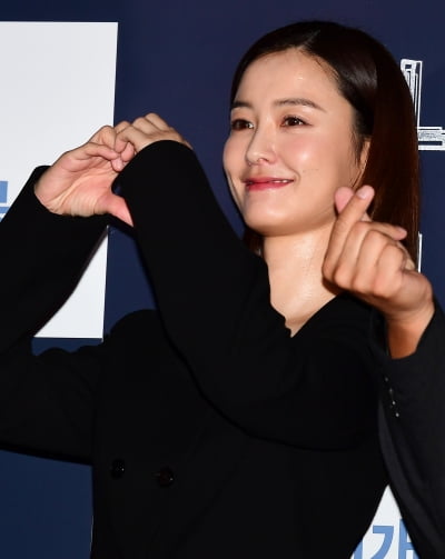 [TEN포토] 정유미 '영화 '잠' 사랑해주세요'