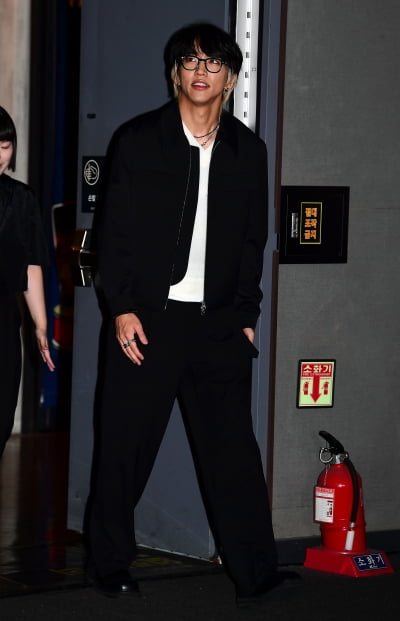 [TEN포토] 이승윤 '영화관에 나타난 해피바이러스'