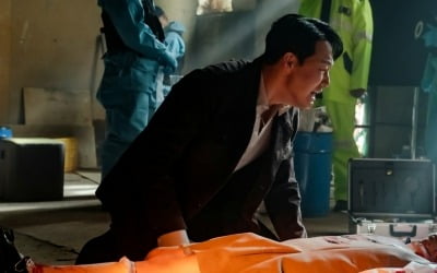 '국민사형투표' 박성웅, 죽은 딸 앞 처절한 오열…"스태프도 숨죽였다"