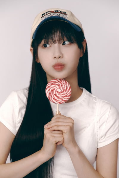 [공식] '이달의 소녀' 출신 츄, 10월 솔로 데뷔 확정