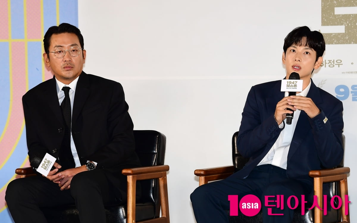 [TEN포토] 하정우-임시완 '마라토너 손기정과 서윤복'