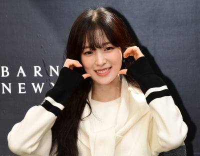 [TEN포토] 오마이걸 아린 '태양도 질투하는 미모'