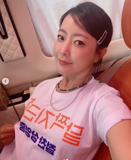 (사진=김희선 SNS)