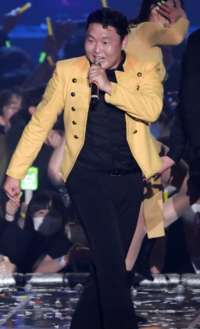 Psy even apologizes for shocking news