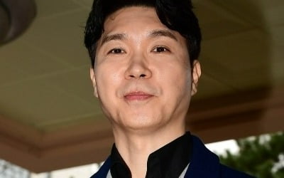 Park Soo-hong meets his brother and his wife again after being suspected of embezzlement