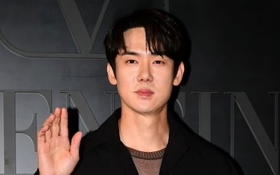 Yoo Yeon-seok, pointing a finger at a security guard? Legal action by the agency