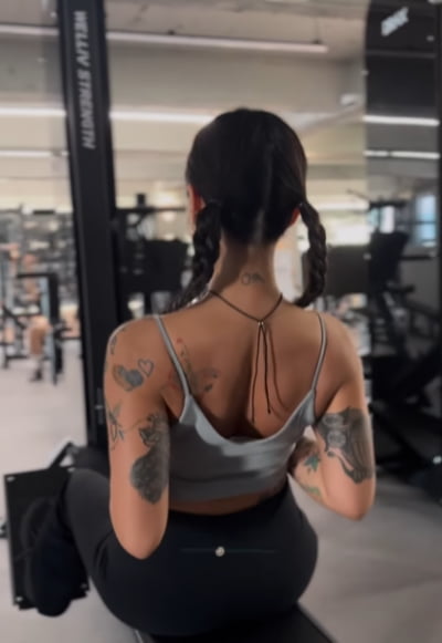 Jeon Da-bin, it is hard to believe that she weighs around 60 kg.
