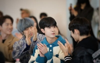 Kim Dong-hyun reveals practice site for first musical 'Dream High'