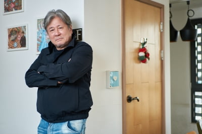 'Casino' Choi Min-sik "Lee Dong-hwi didn't listen, but he was like a lovely puppy"