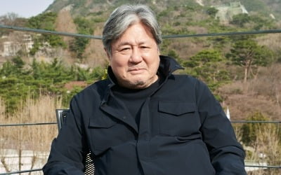 'Casino' Choi Min-sik "Every time I meet a character, I feel like I'm in a deep love relationship"