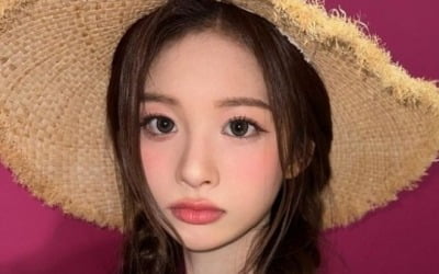 Nmix's Seolyun, a beauty that makes you wonder if she's a person or a painting