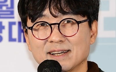 Director Jang Hang-jun's sincerity in 'Rebound'