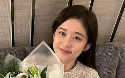 Jang Nara, newlywed, filming 'Family' in Thailand
