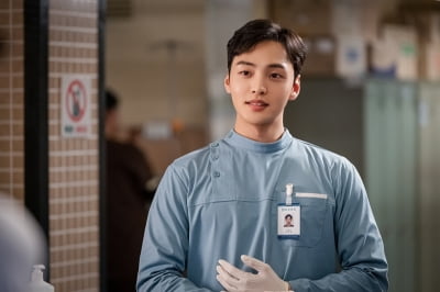 Kim Min-jae chose a supporting role in 'Master Kim 3' instead of being offered the lead role.