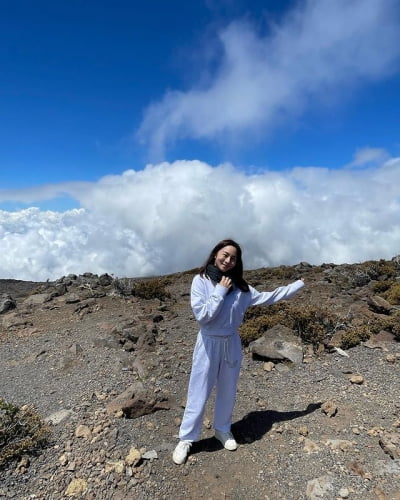 Jeong Da-eun is healing in Hawaii after leaving KBS