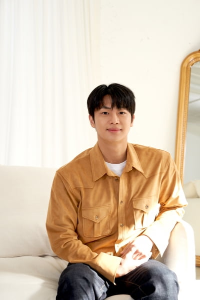'Little Kim Soo-hyun' Lee Shin-young