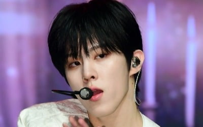 Kim Wooseok, comeback with support from UP10TION and X1
