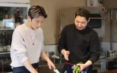 Jaejoong Kim yells at his future wife during cooking class