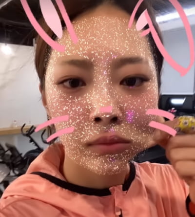 Oksun, 10th class, wakes up at 4 am and goes to the gym