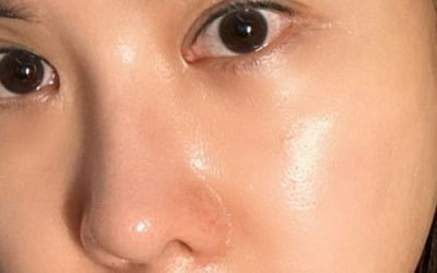 Kim Jun-hee, super close selfie overflowing with confidence