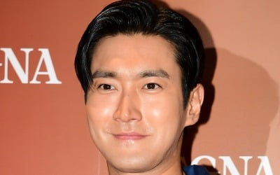 Siwon Choi receives commendation for 'promotion of Korean culture'
