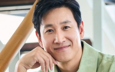 Lee Seon-kyun "Contacted Bong Joon-ho directly after seeing his exaggerated muscles"