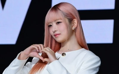 Ive Ray, recent news conveyed through a handwritten letter “Time stopped for a moment”