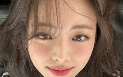 ITZY Yuna, 4th generation girl group 'one top visual'