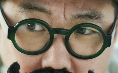Director of 'Killing Romance': “Thank you to Rain for calling me without pay.”