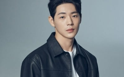 Shin Jae-ha "I want a historical drama and a melodrama"