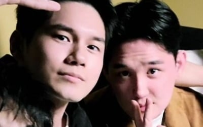 Young Tak, cheers for Ong Seong-wu who enlisted today (17th)