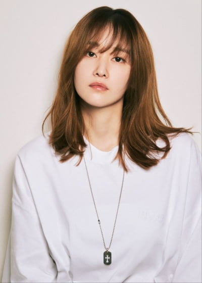 Jeon Jong-seo's first historical drama with 'Queen Woo'