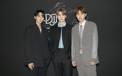 NCT Do Jae-jeong's 'Perfume' takes first place on the album,music chart