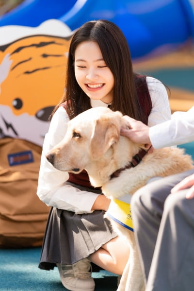 Meaning of Red Velvet Yeri's appearance on 'Applause'