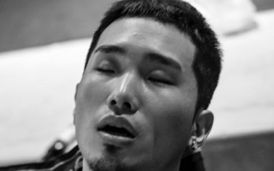 'AOMG member' Ugly Duck sent to prosecution on charges of injury