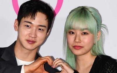 Jang Dong-yoon and Park Yu-na's first screen life in Korea, 'Long D'