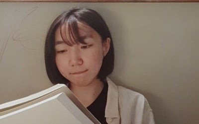 Director Hwang Hye-in's short film 'Hole' performed at the Cannes Film Festival.