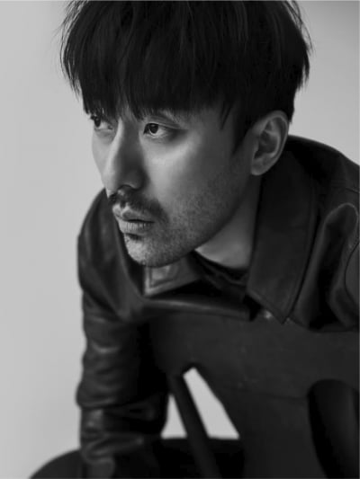 Hwang Moo-young and Park Hae-il's exclusive contract with Makestar
