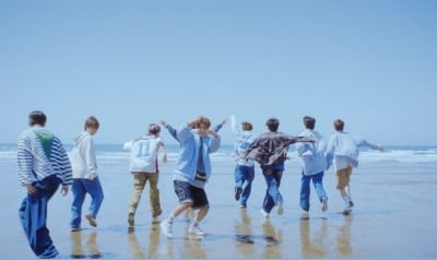 YOUNITE, comeback confirmed on May 17th
