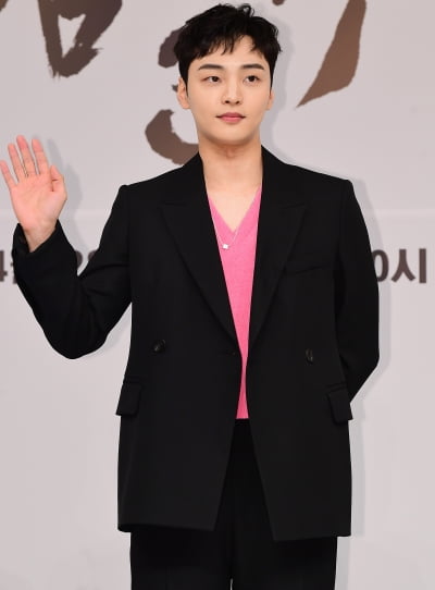 Kim Min-jae makes a 'surprise announcement' that he will enlist in the military in July