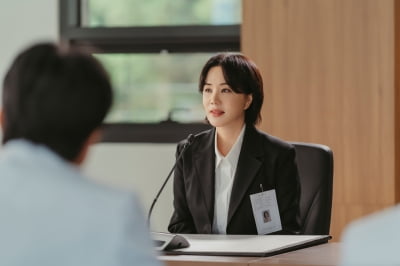 Uhm Jung-hwa proves her true value in 'Cha Jung-sook' in 4 episodes