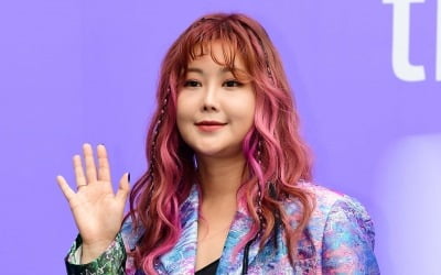 Solbi received an investment offer but rejected it.