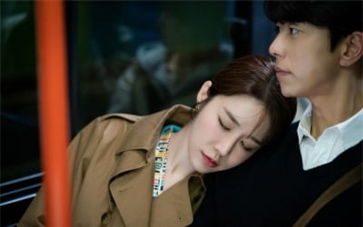 Yoo In-na and Yoon Hyun-min, will a romance begin?