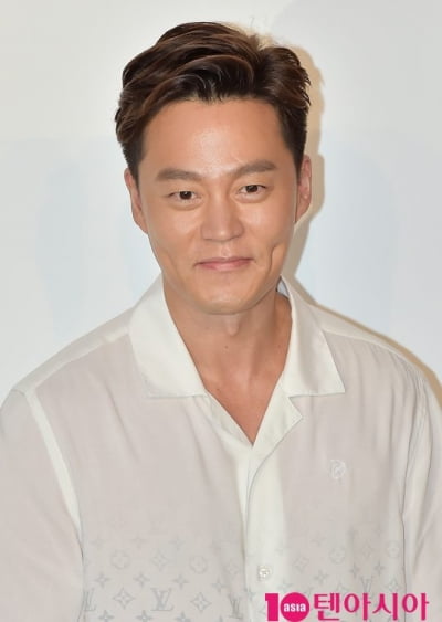 Lee Seo-jin goes beyond being a 'tvN civil servant' and alongside world leaders