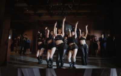 Le Seraphim, a hot topic with high-level performance and powerful live stage