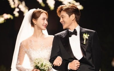 The day Lee Da-hae and Se7en ended their 8-year relationship and became husband and wife